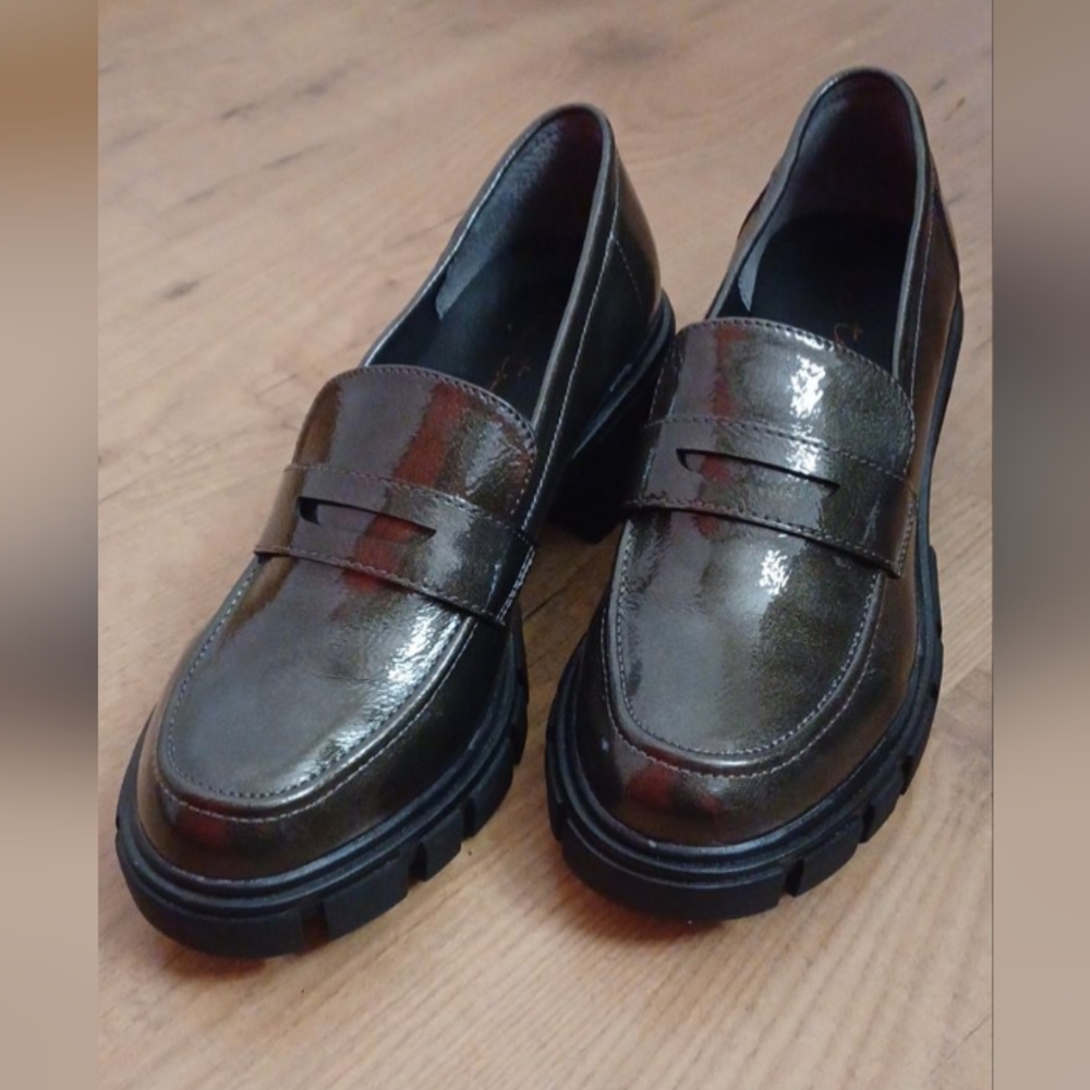 Platform loafers